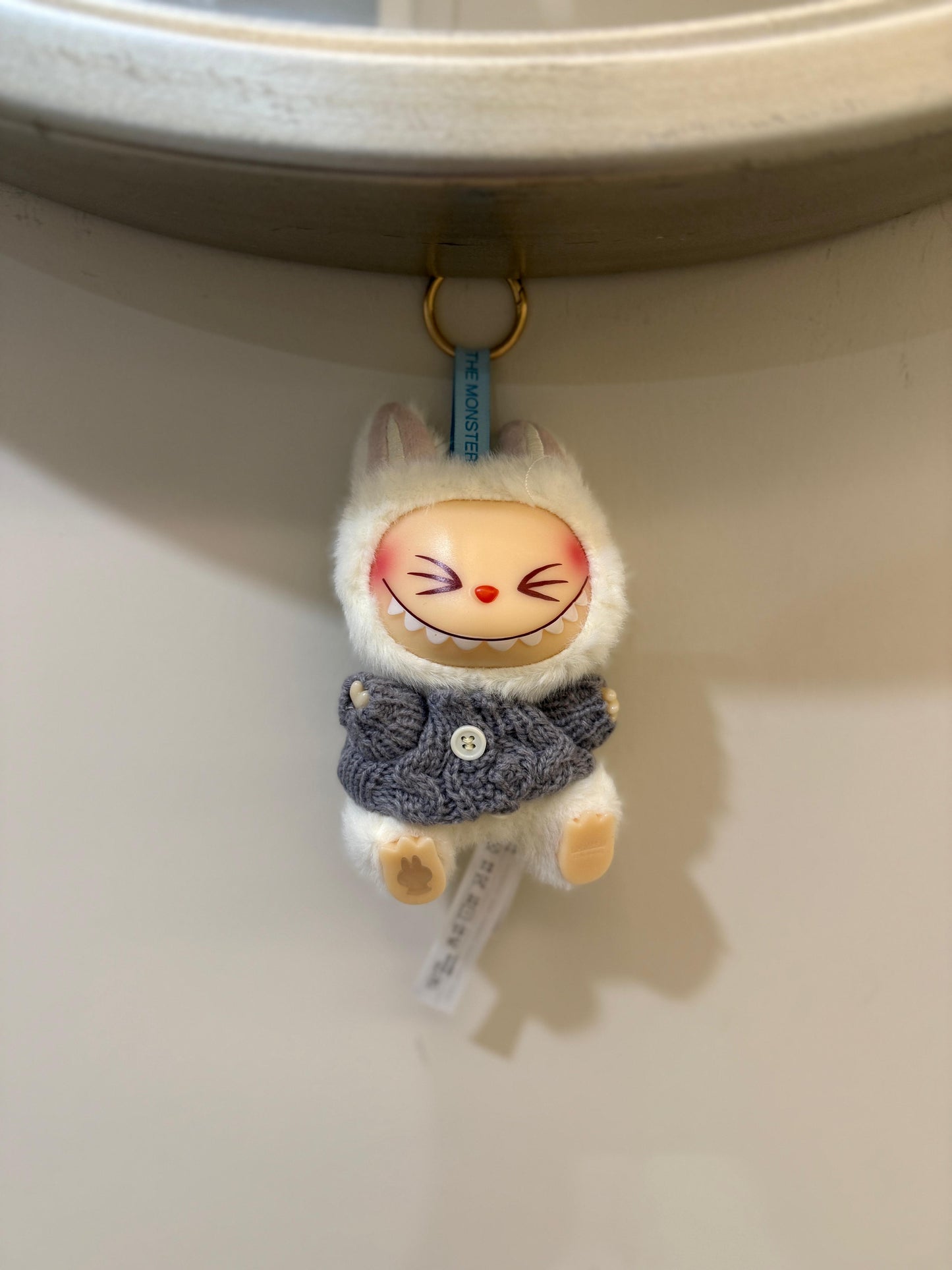 POP MART LABUBU THE MONSTERS HAVE A SEAT PELUŞ FİGÜR